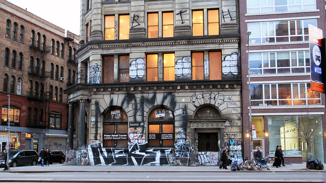 190 Bowery – so war das Leben in einer alten Bank mit 72 Zimmern – mitten in Manhattan