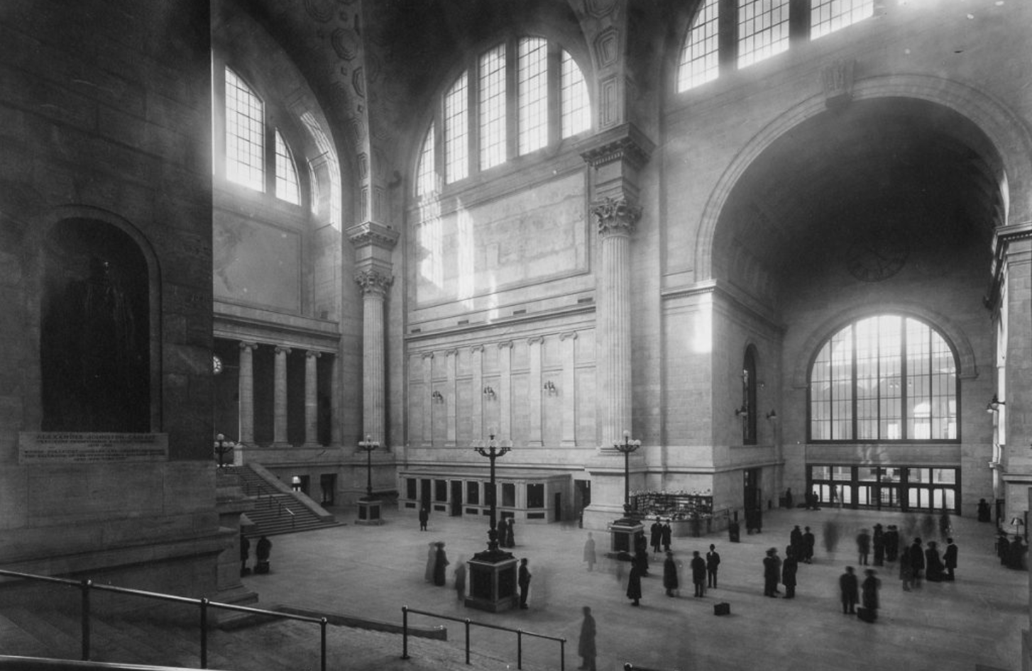 Abriss der alten Penn Station, gilt heute als eine der größten Architektursünden in der Geschichte New Yorks – mit tollen Fotos
