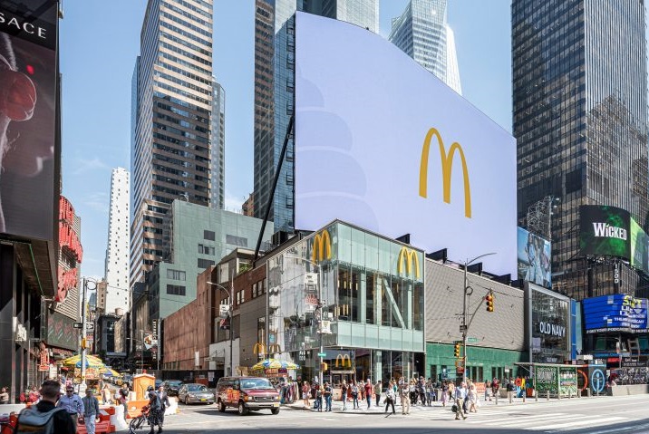 Dieser McDonald’s am Times Square zahlt  fast 1 Mio. USD Miete im Monat