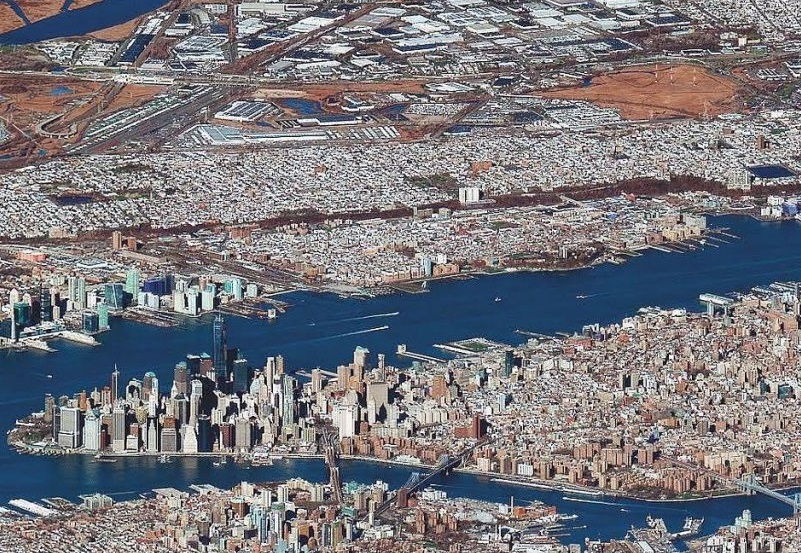 So haben Sie New York noch nie gesehen – Fotografiert aus 600 km Höhe, in perfekter Froschperspektive