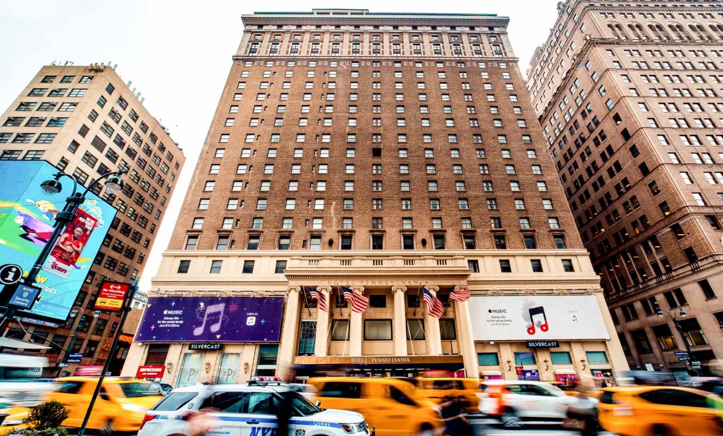 Der Abriss des 103 Jahre alten Hotel Pennsylvania hat begonnen