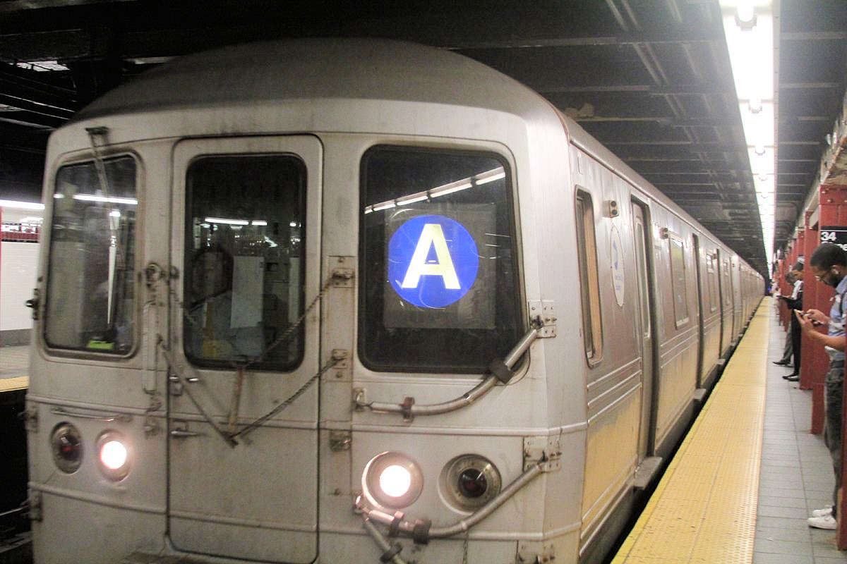 Warum sind die U-Bahn Linien eigentlich durch Zahlen und Buchstaben gekennzeichnet?