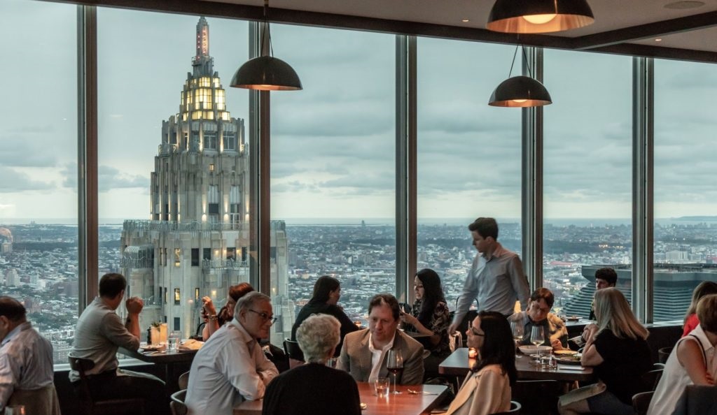 Was ist beim Restaurantbesuch in New York und dem Rest der USA anders als in Europa?