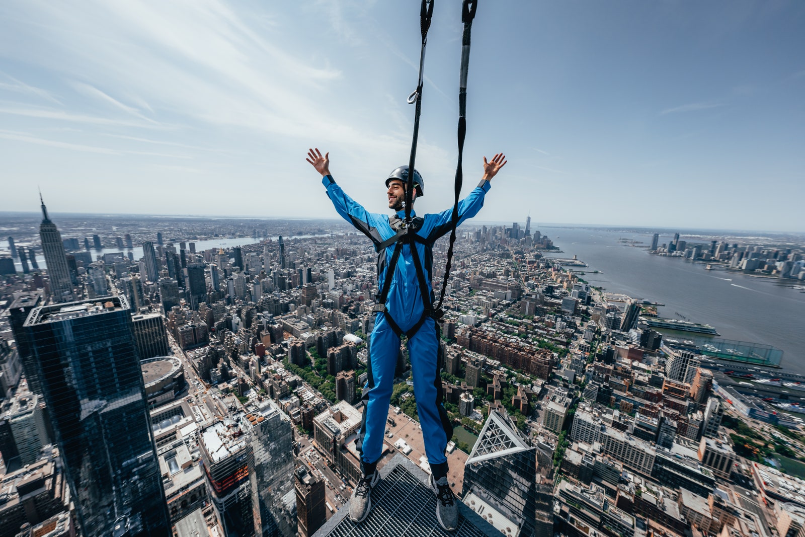 Ab 9. November können Abenteuerlustige in New York über die Außenseite eines Wolkenkratzers auf 387 m Höhe klettern