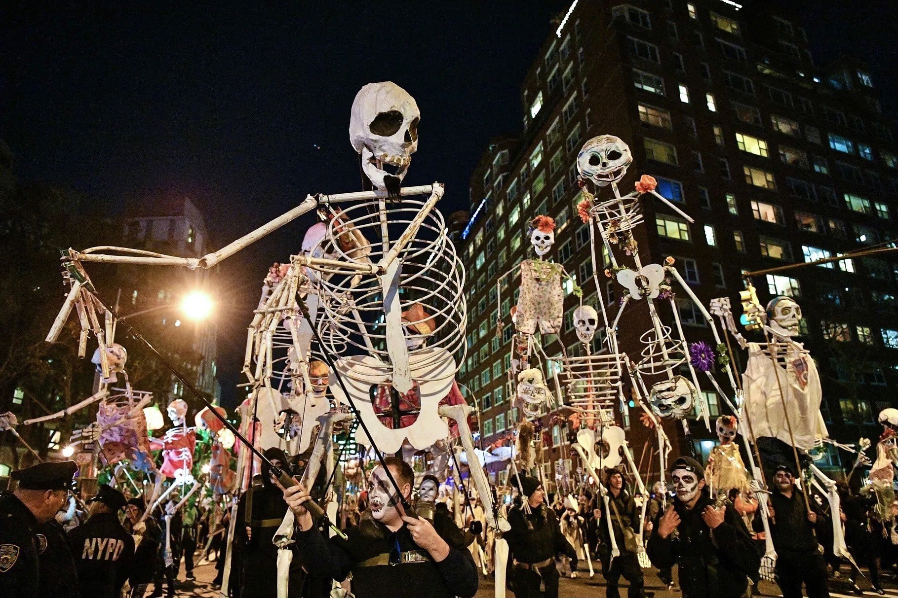 Der Horrorfeiertag als große Party – so ausgiebig und lange feiert New York Halloween