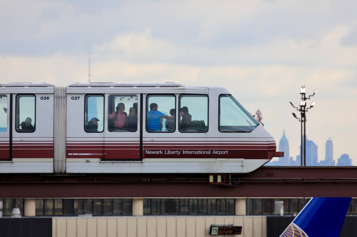 Österreichische Firma erhält 570 Mio. USD – Auftrag für neuen AirTrain am Flughafen Newark