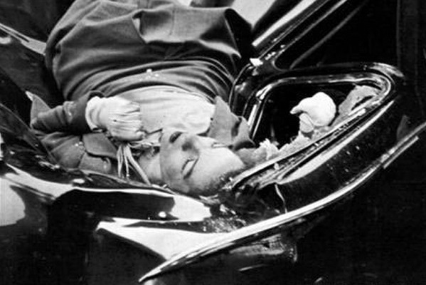 Beautiful Suicide -1947 entsteht nach dem Sprung einer jungen Frau vom Empire State Building ein Bild, das Fotogeschichte schrieb